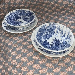 2 Wedgewood Desert Bowls and Saucer Plates